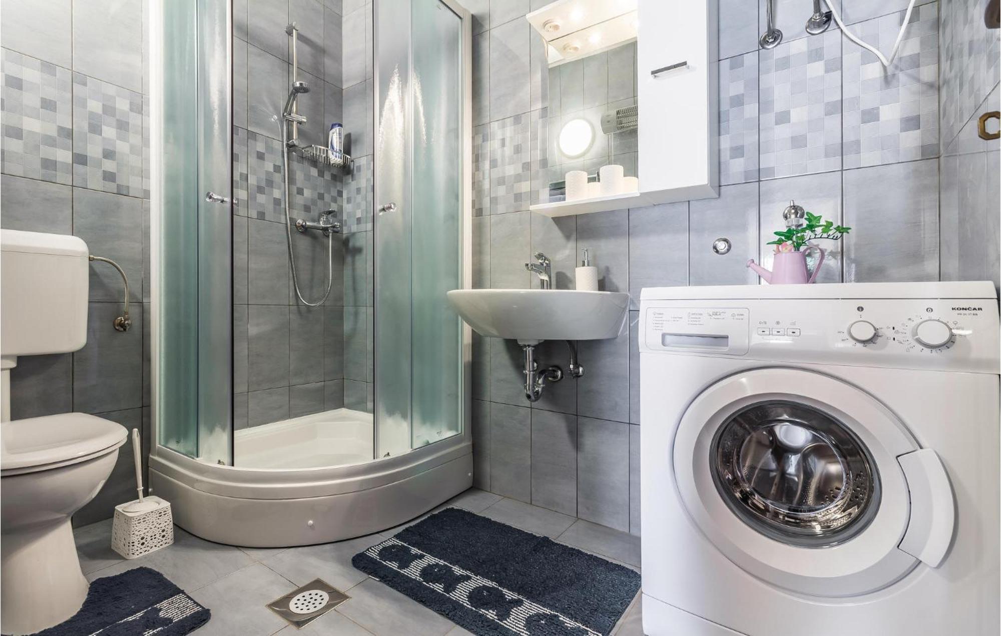 Amazing Apartment In Pula With Kitchen Esterno foto